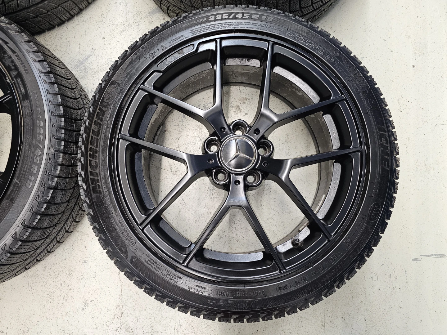 MERCEDES BENZ C-CLASS WINTER TIRES ON ALLOY RIMS 225/45 R18 - photo 4