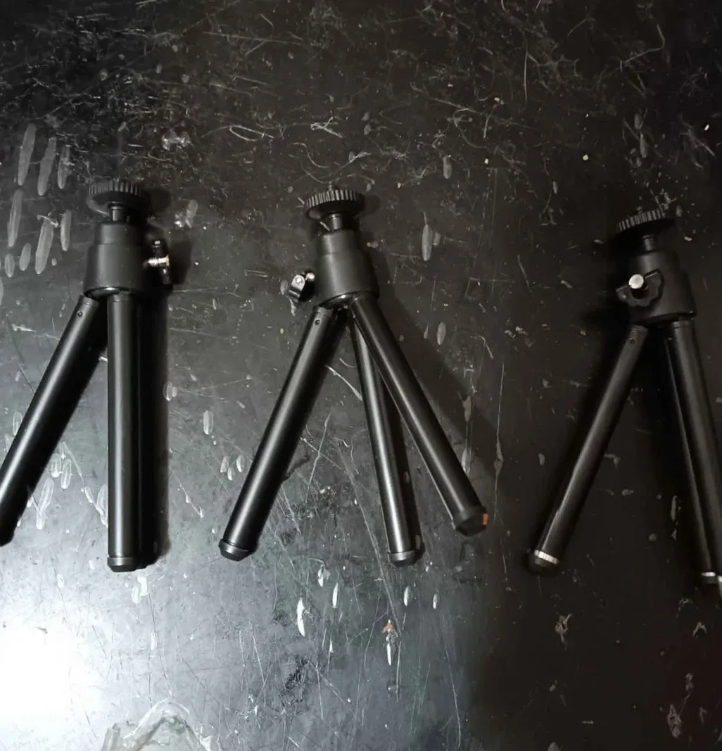 Mini Tripod Stand (EACH)