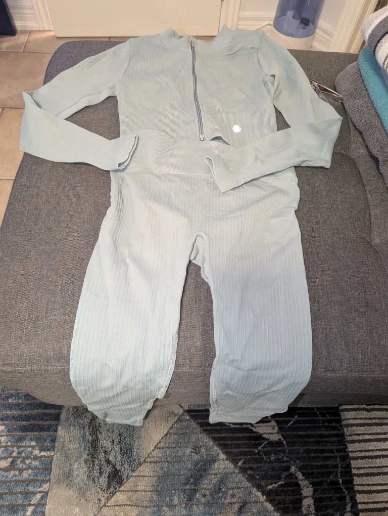 Seamless Long Sleeve Top & Leggings Set - Mint