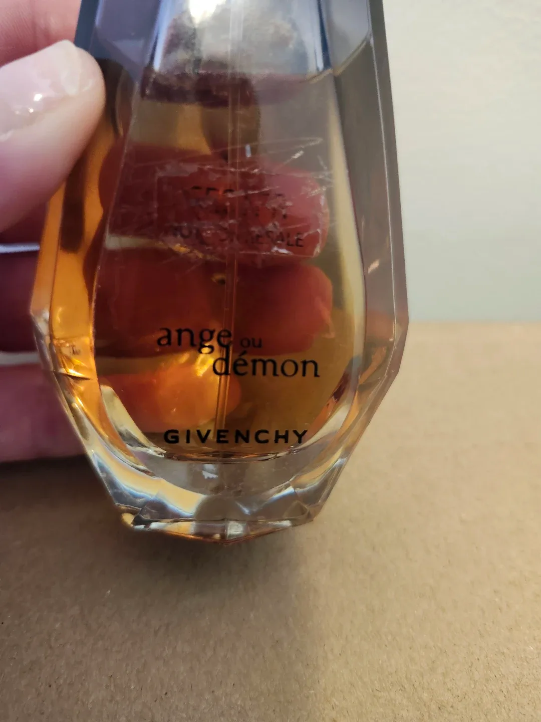 Givenchy Ange Ou Demon Perfume image indicator(3)