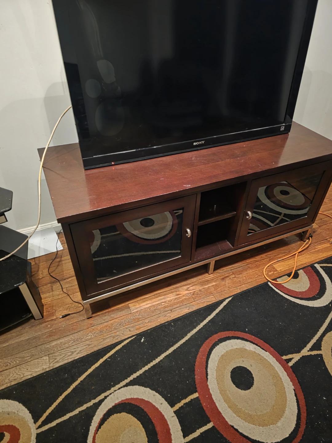 Wood TV Stand/Entertainment Center