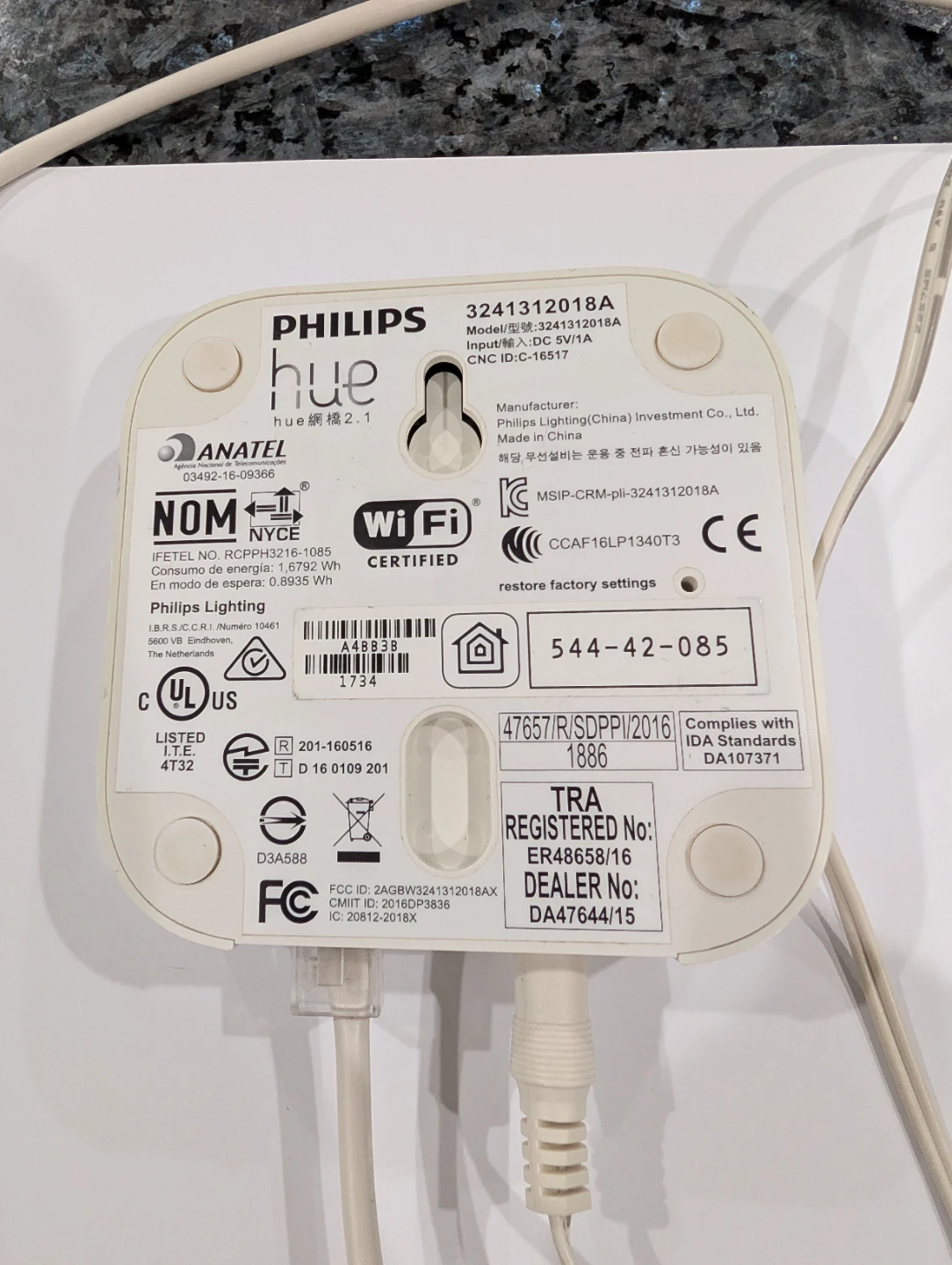 Philips Hue Bridge 2.1 - photo 2