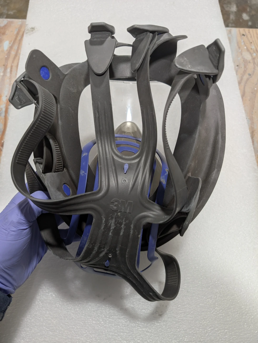 3M Full Facepiece Respirator - photo 3