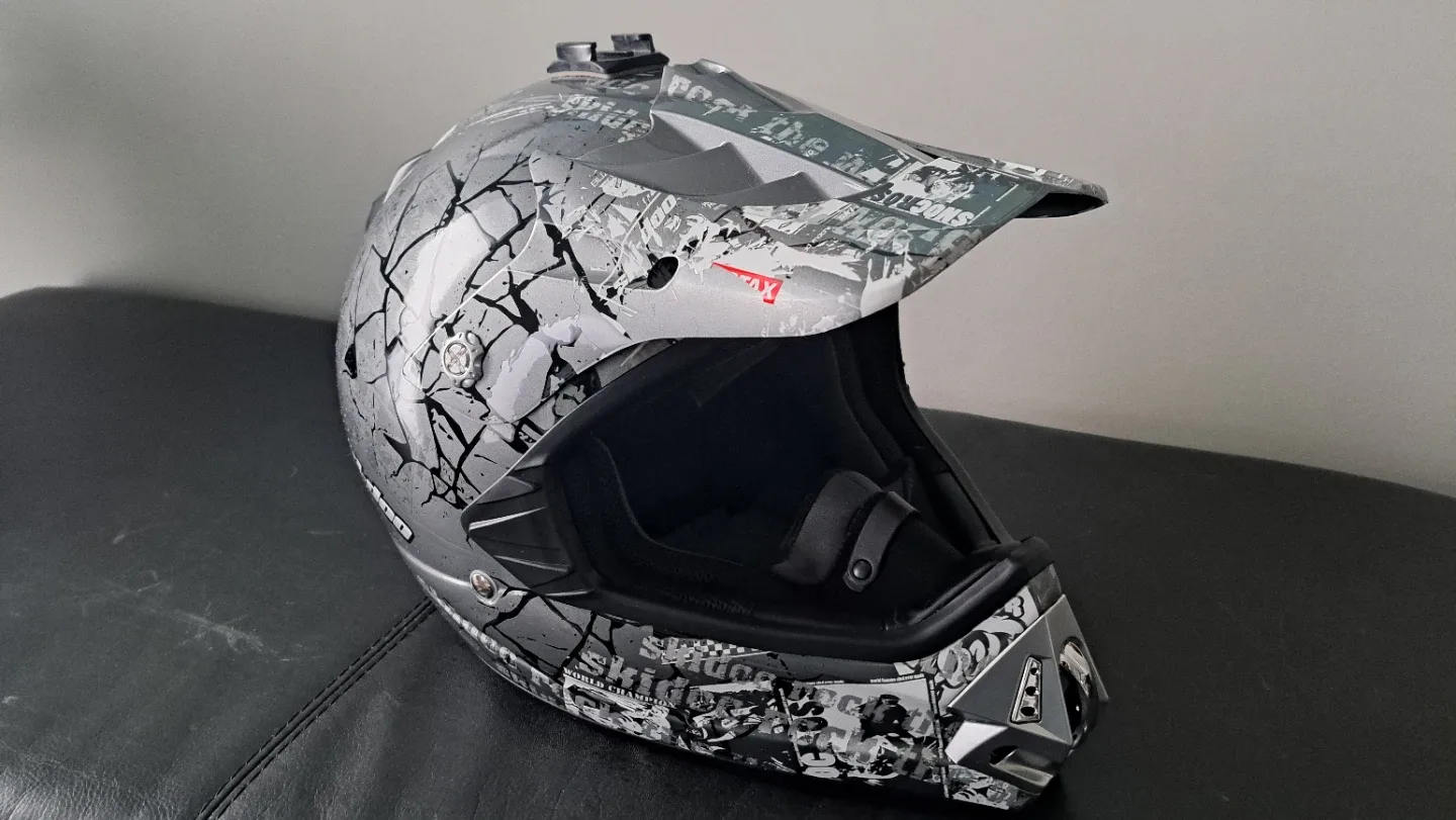 BRP Snowmobile Helmet XL image indicator(5)
