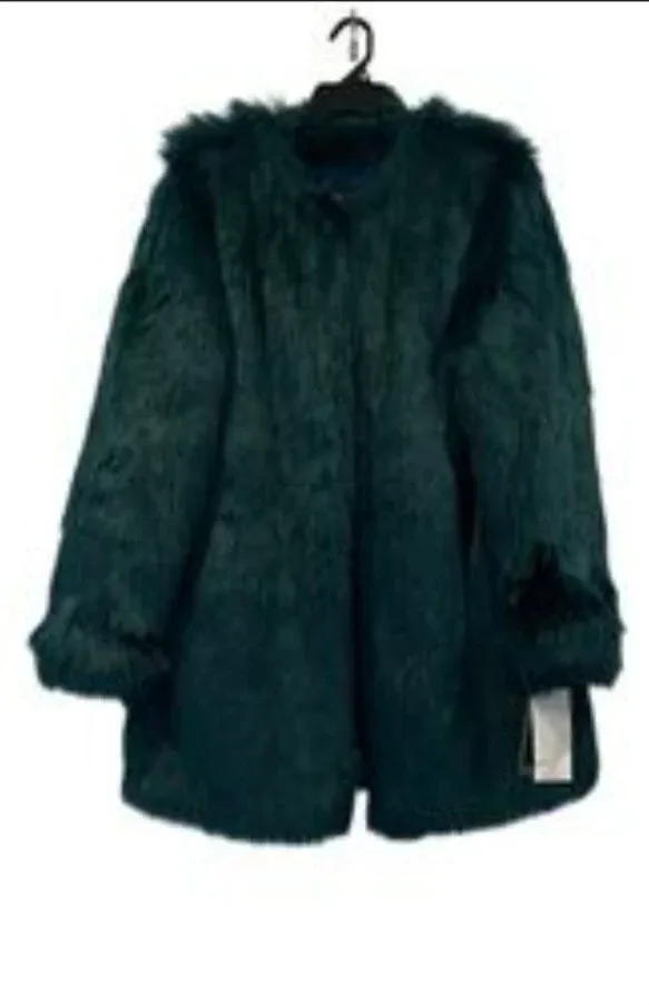 Wendy Williams Emerald Green Faux Fur Coat image indicator(2)
