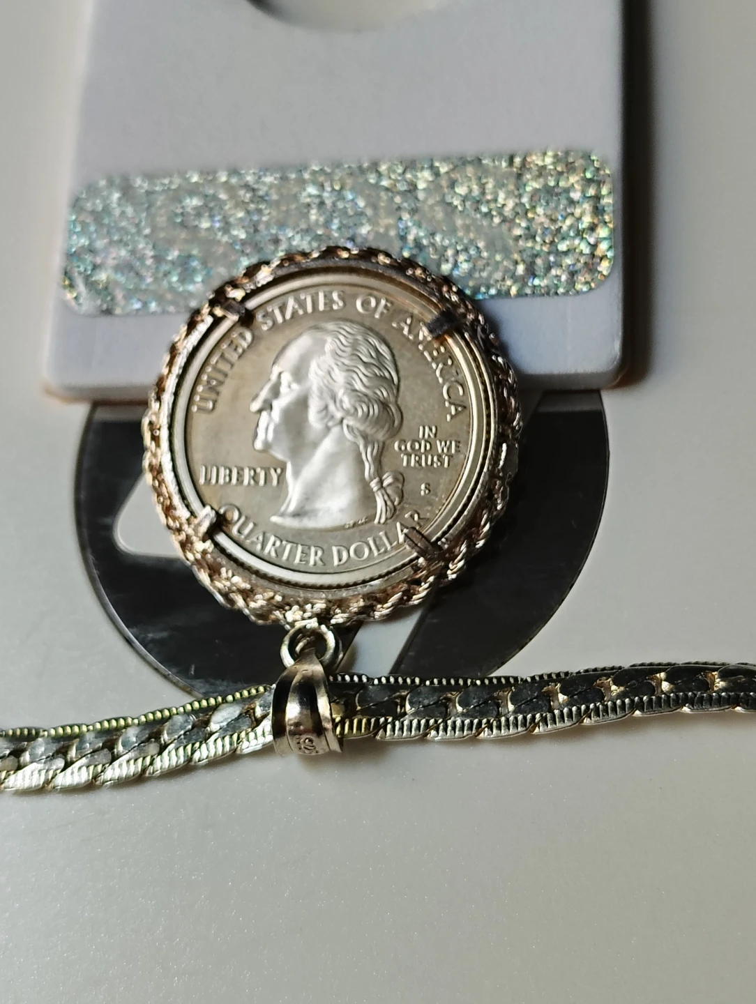 Coin Pendant Necklace - South Dakota Quarter - photo 4