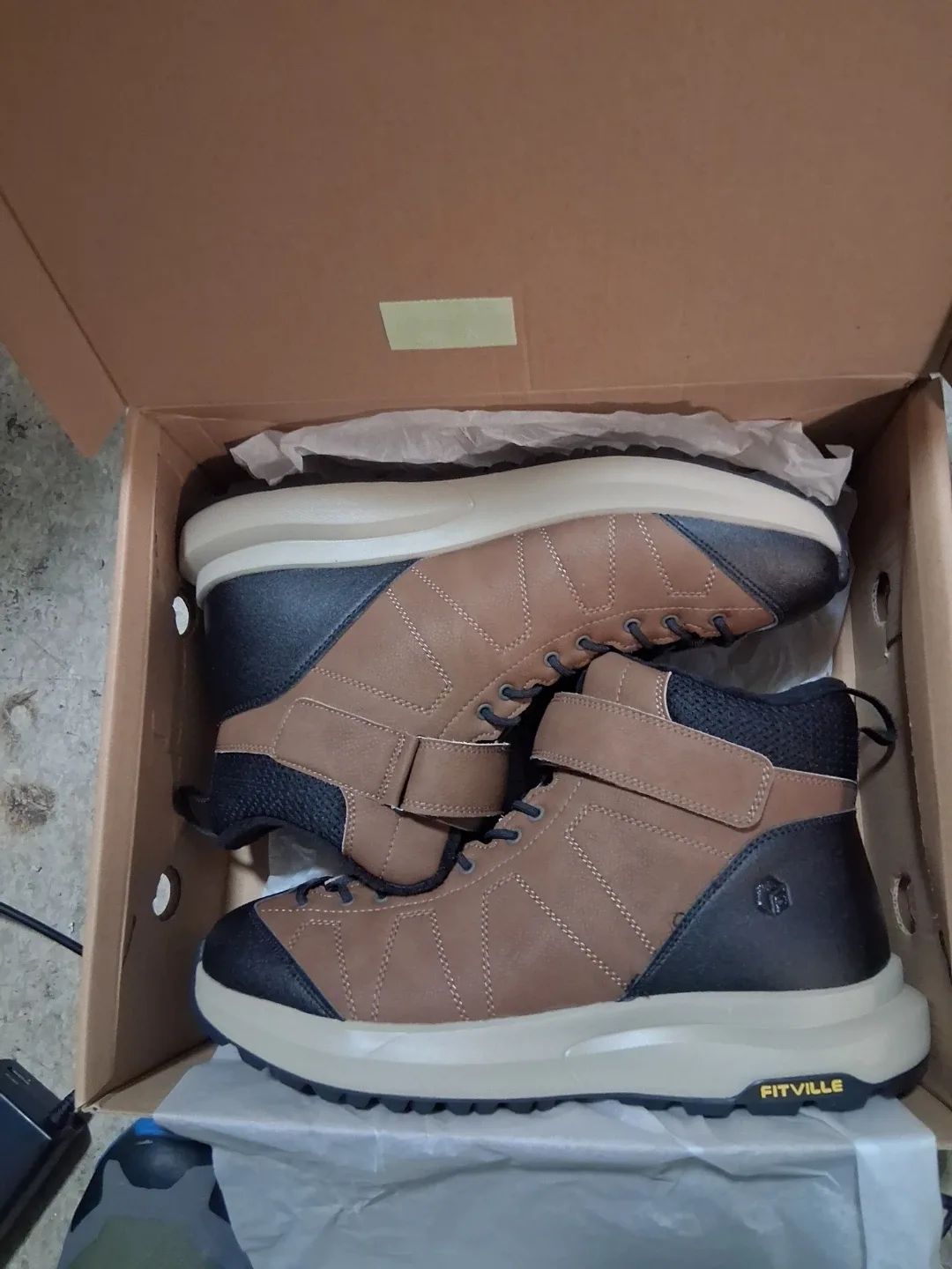 FitVille Brown Leather Hiking Boots image indicator(2)