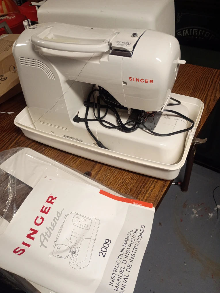 New singer sewing machine - photo 2