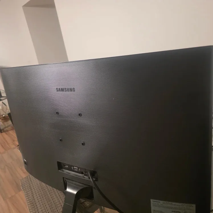 Samsung C27F396FHN 27" Curved Monitor image indicator(2)