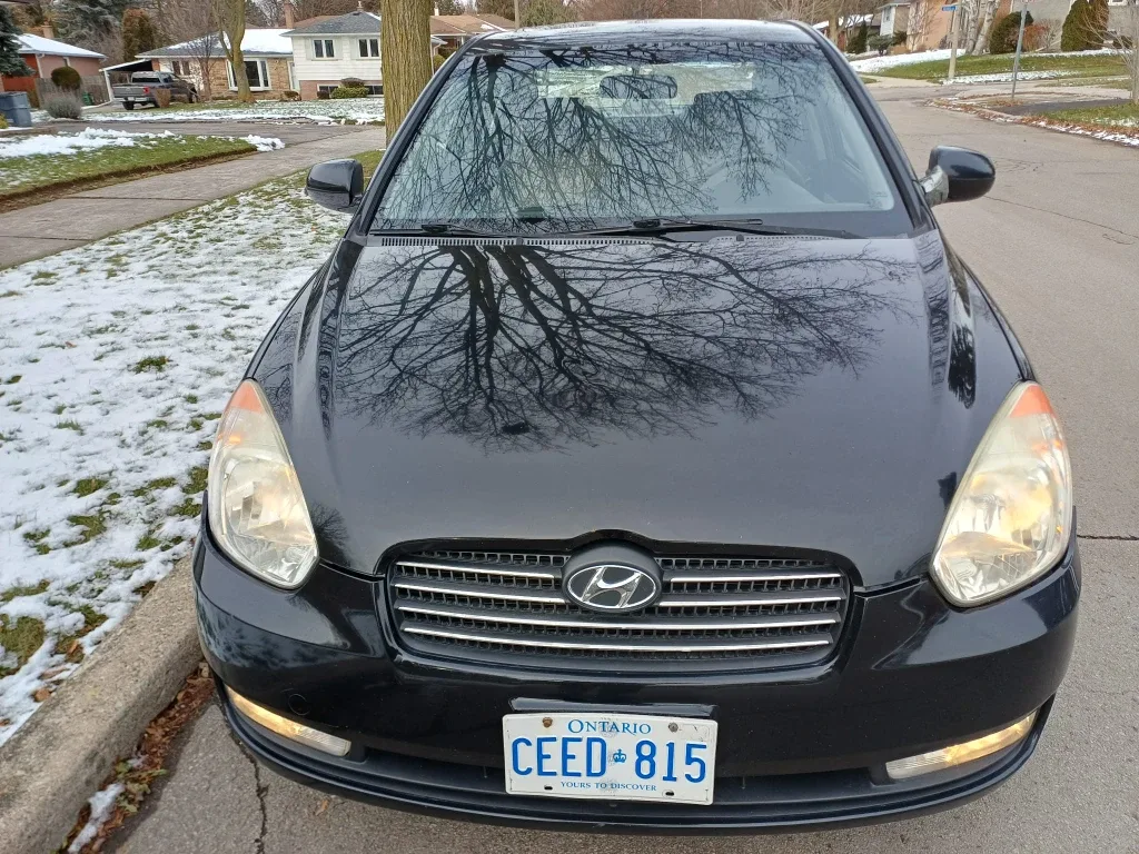 2010 Hyundai Accent sedan 1.6liter