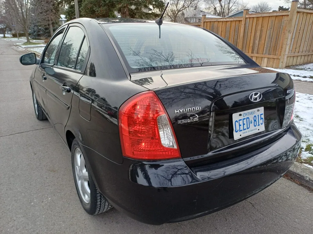 2010 Hyundai Accent sedan 1.6liter image indicator(8)