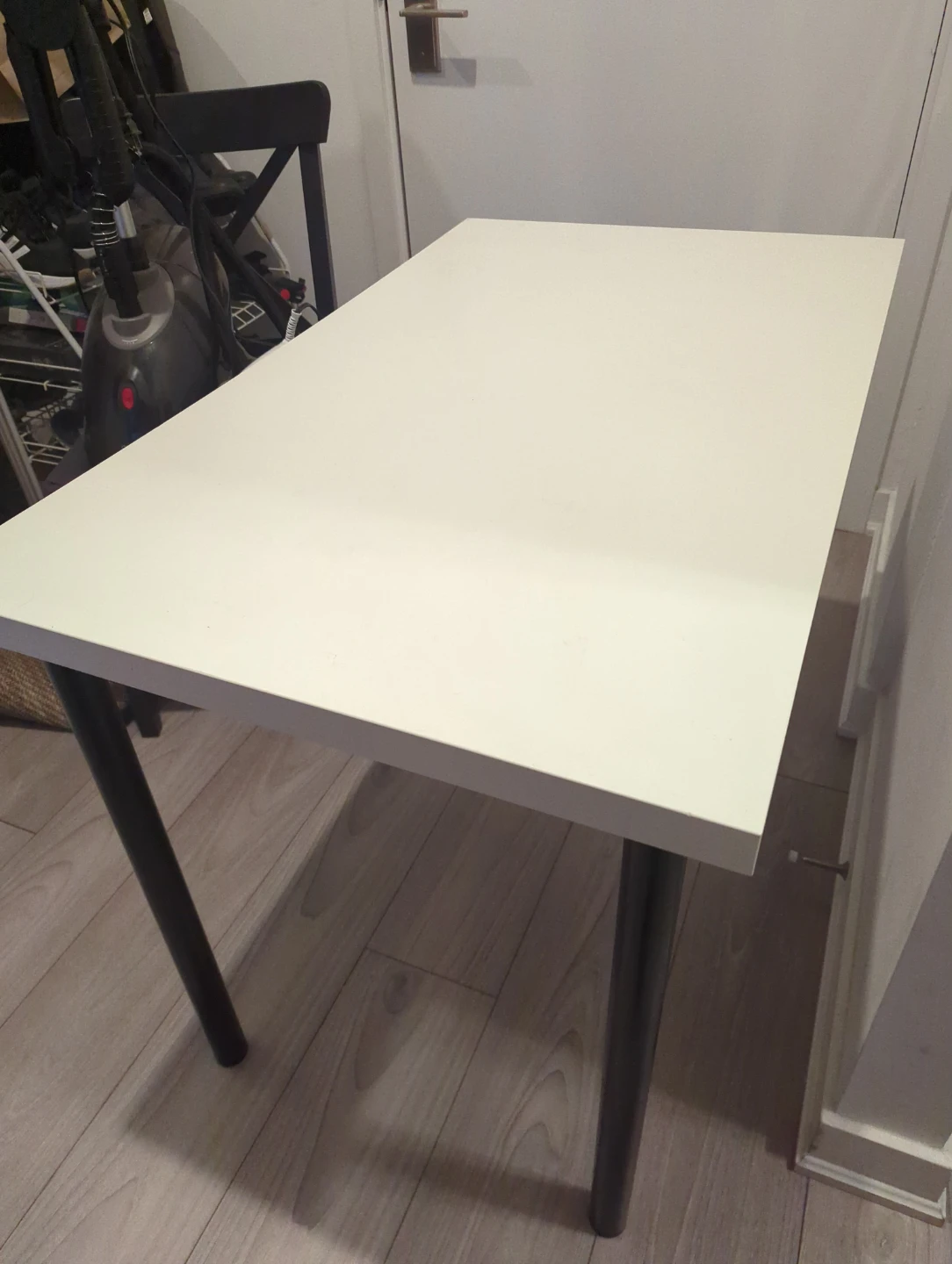 White Table with Black Legs - photo 2