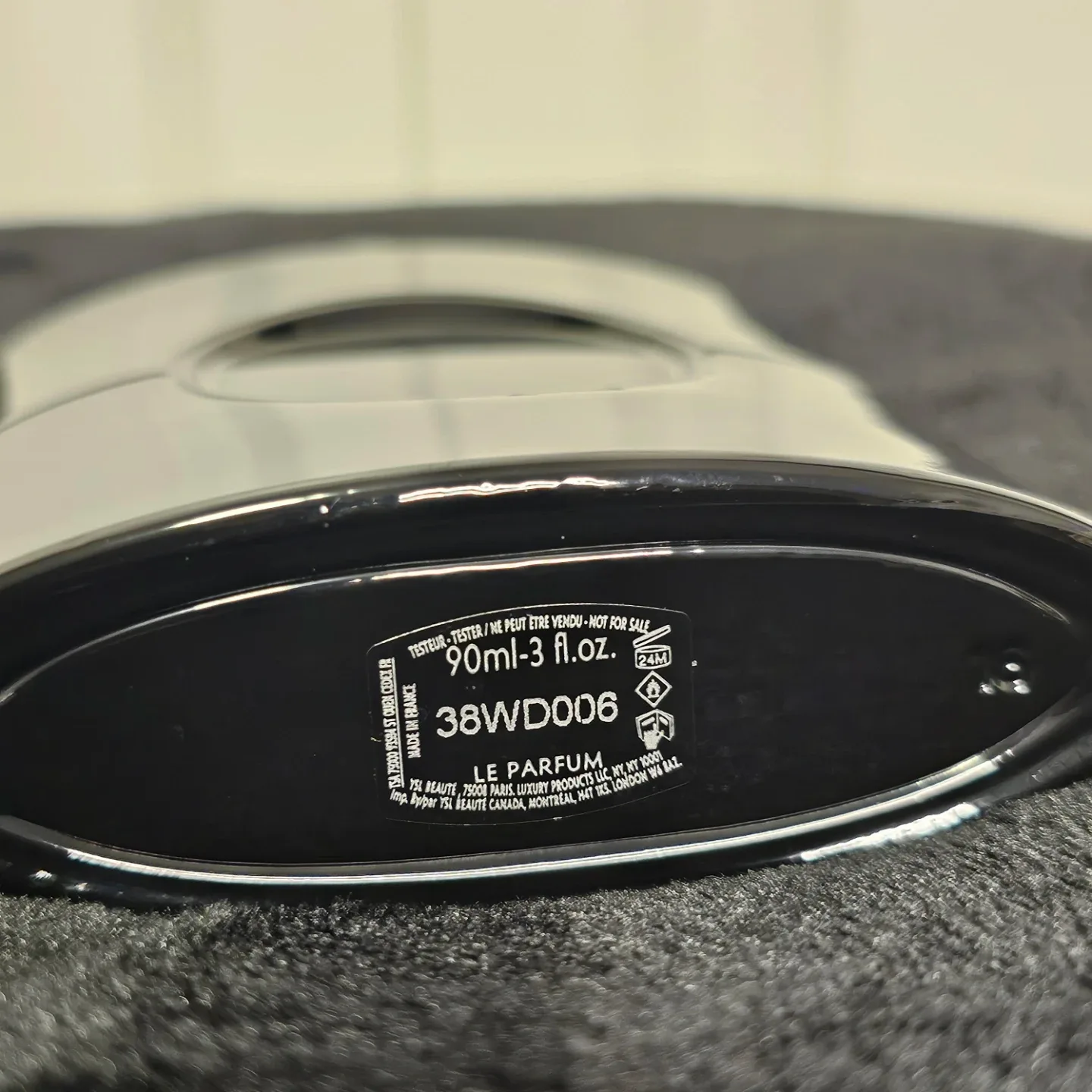 Yves Saint Laurent Black Opium Le Parfum 90ml *TESTER BOTTLE* image indicator(2)