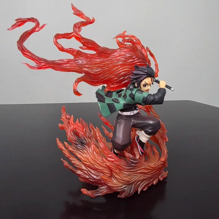 Demon Slayer - Tanjiro Kamado - Figurine image indicator(2)