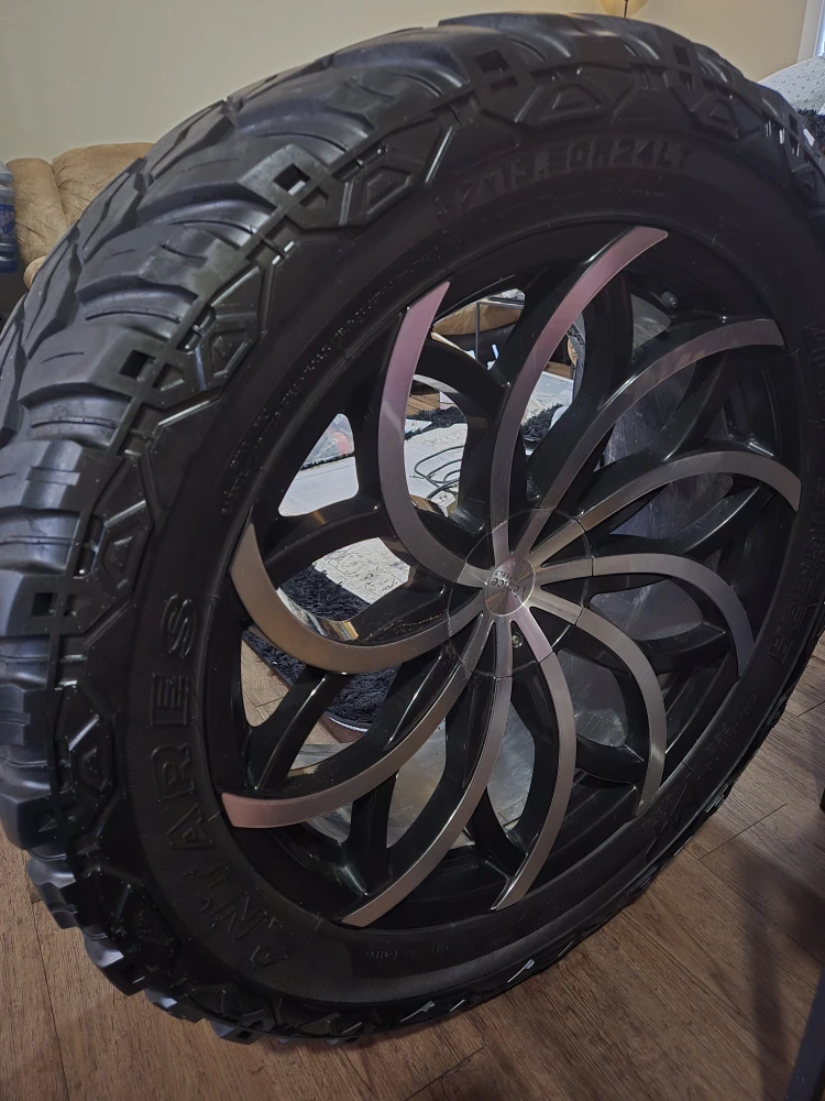 Antares Tires Set - photo 2
