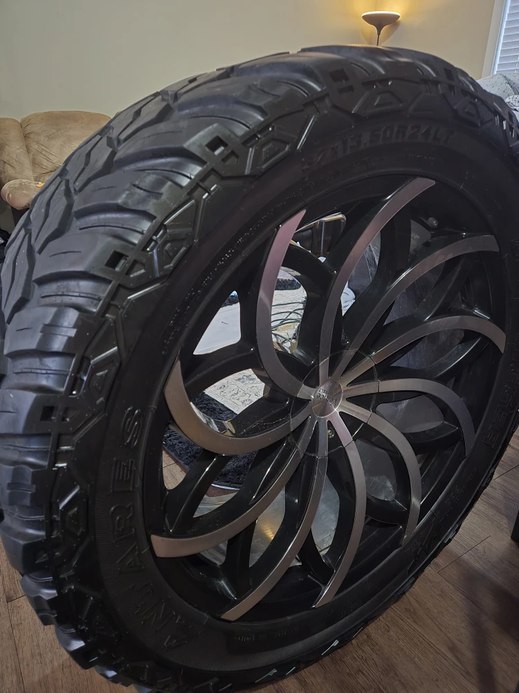 Antares Tires Set - photo 4
