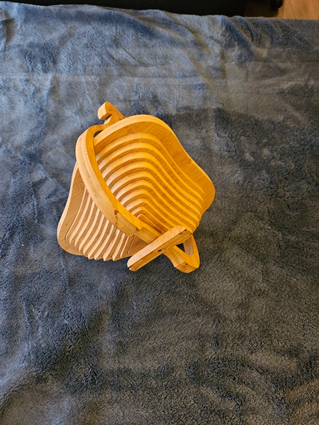 Wooden Pear Collapsible Basket image indicator(2)