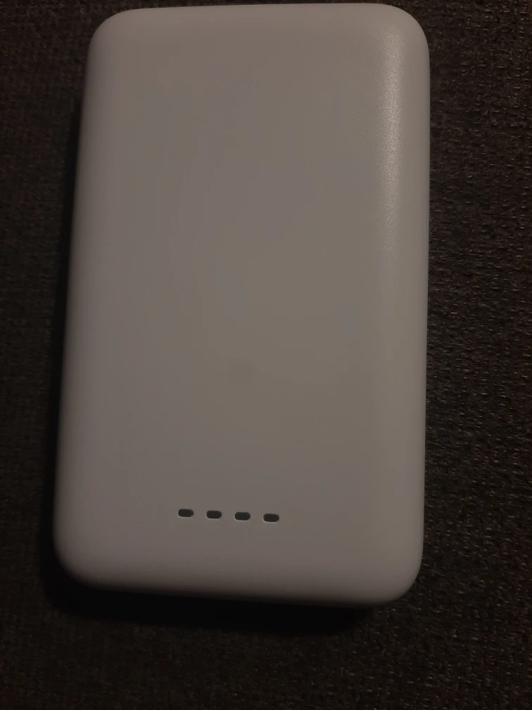 Portable Wireless Charger Power Bank - photo 3