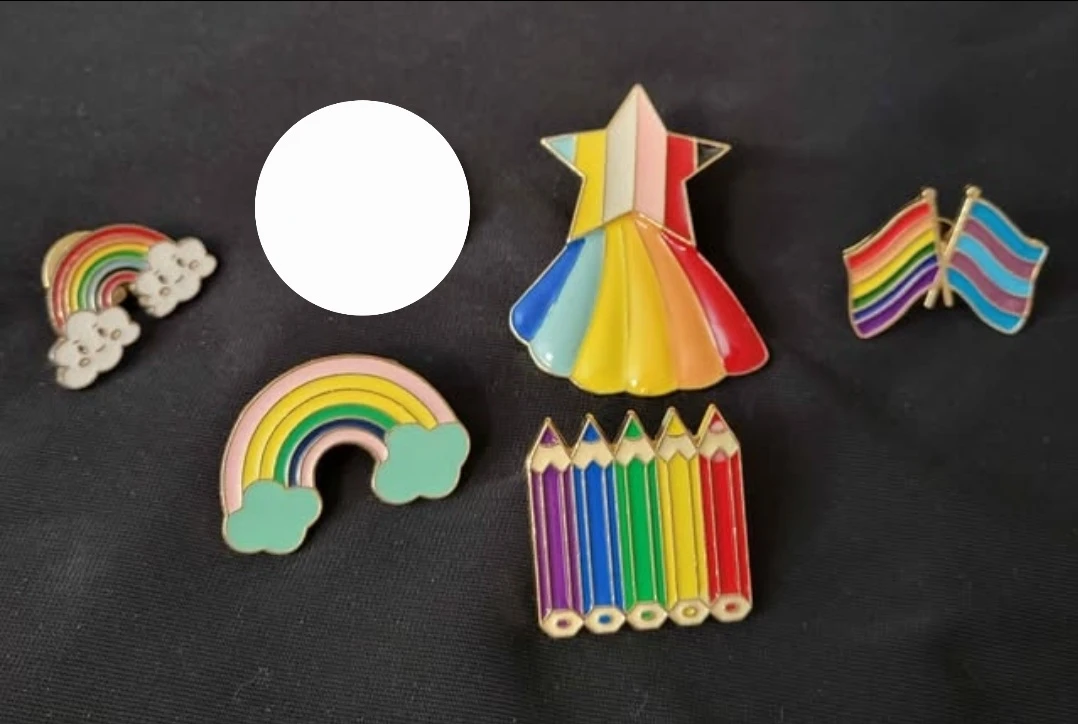 (3 for $5) Enamel Pins - photo 2