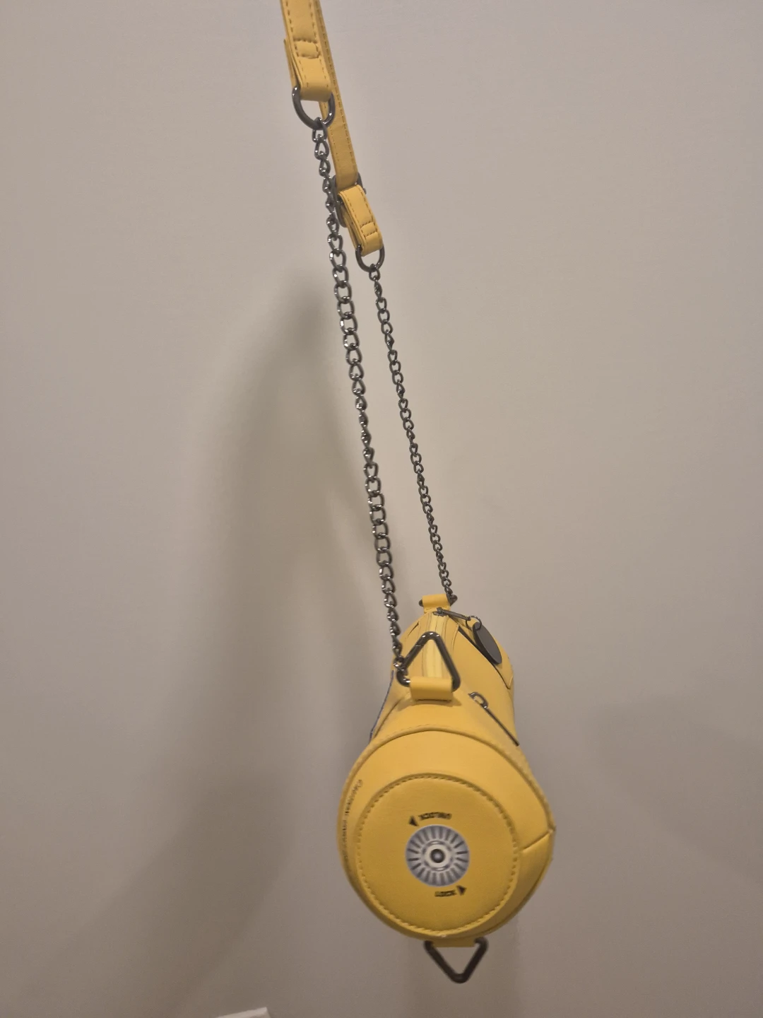 Monster's Inc Scream Canister Handbag - photo 2