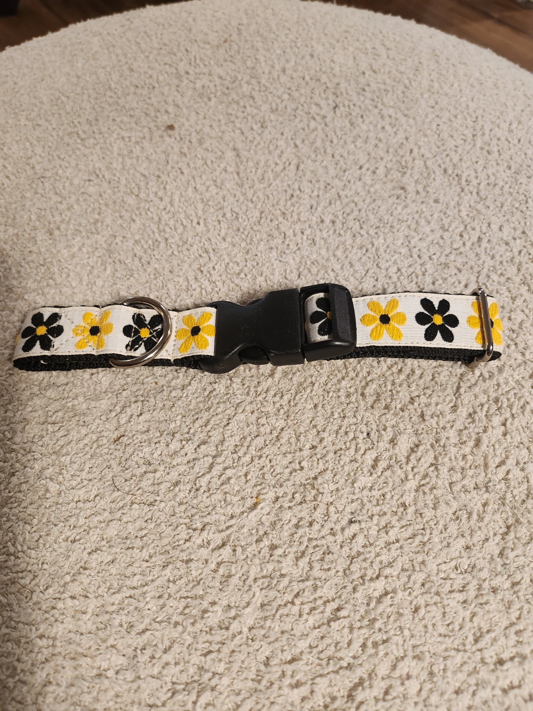 Floral Dog Collar - Yellow & Black Flowers