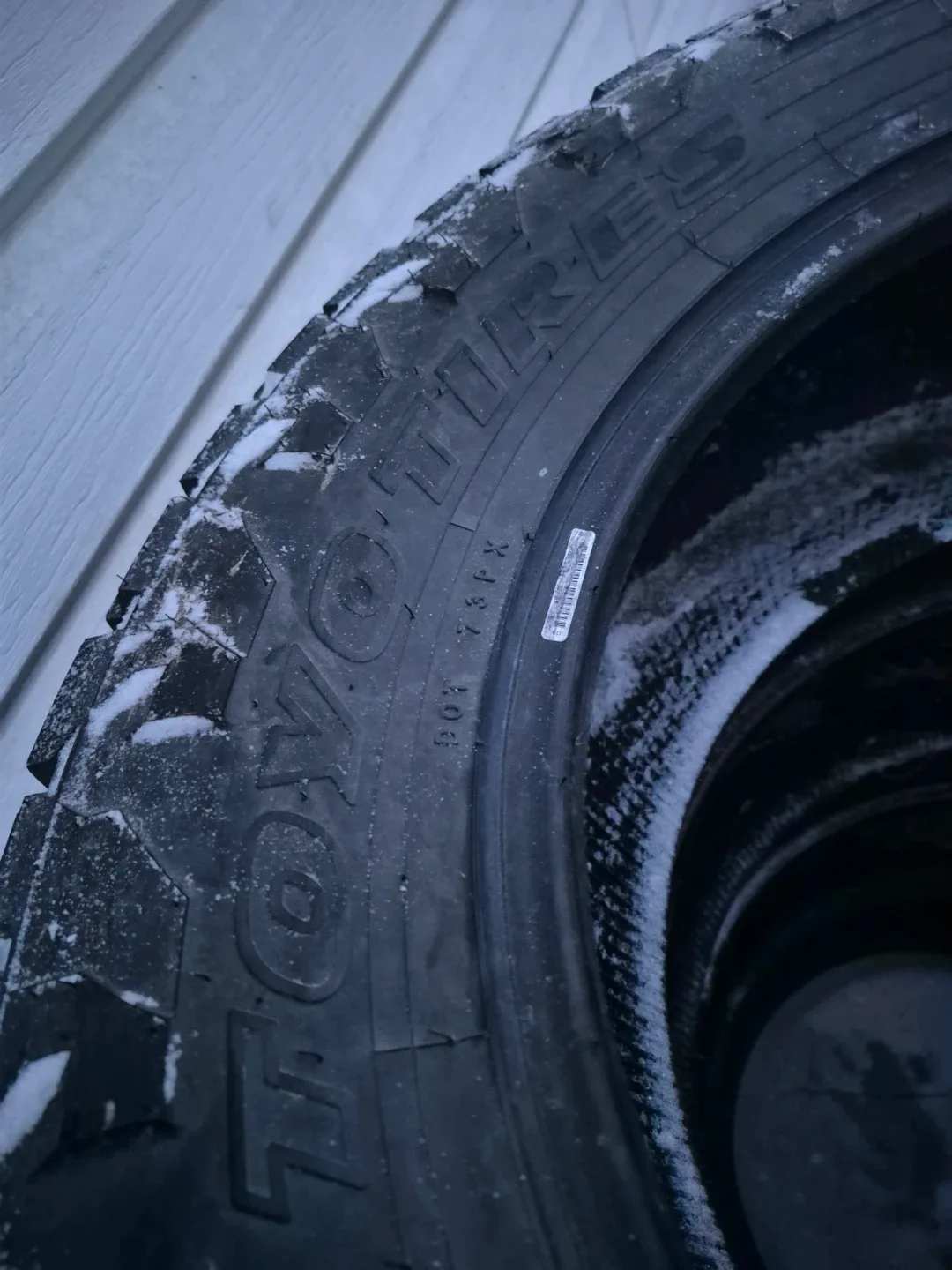 Toyo Tires 35x12.50R20LT set of Tire image indicator(5)