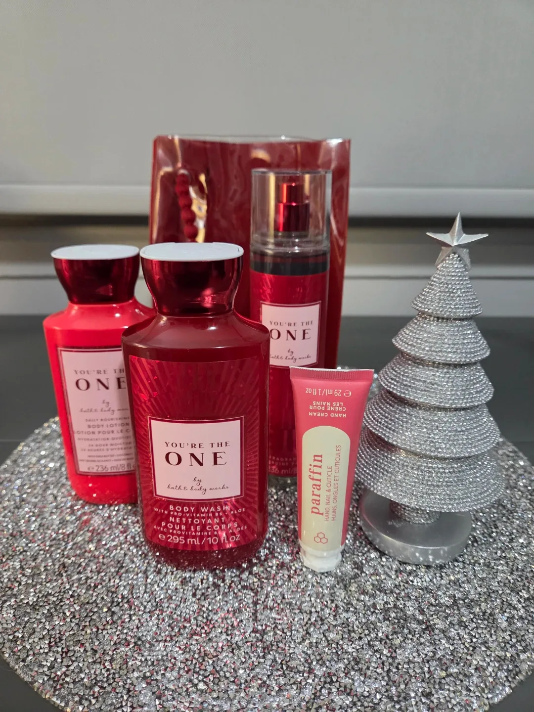 🎅NWT BATH & BODY WORKS YOU'RE THE ONE GIFT SET🎄 image indicator(2)