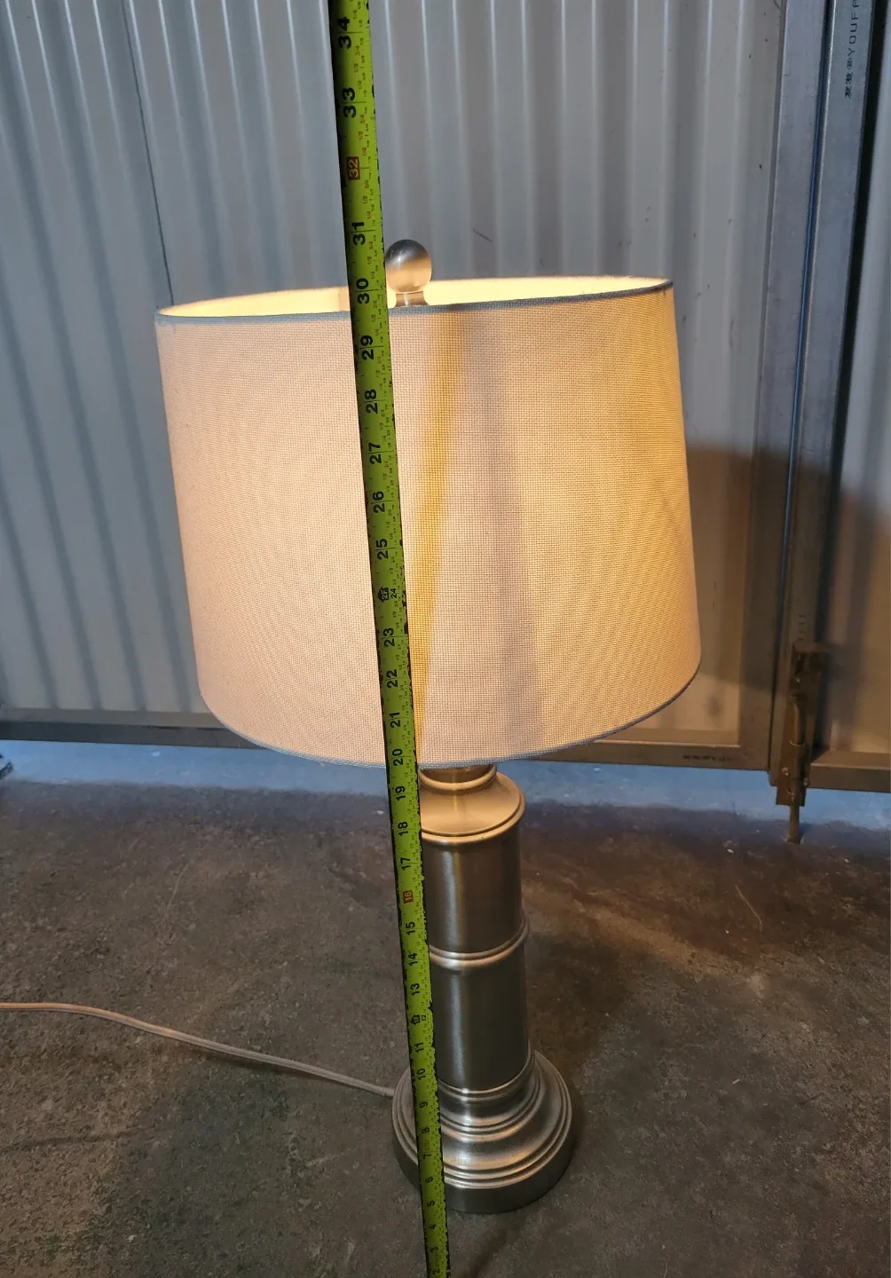 Table Lamp with Shade image indicator(4)