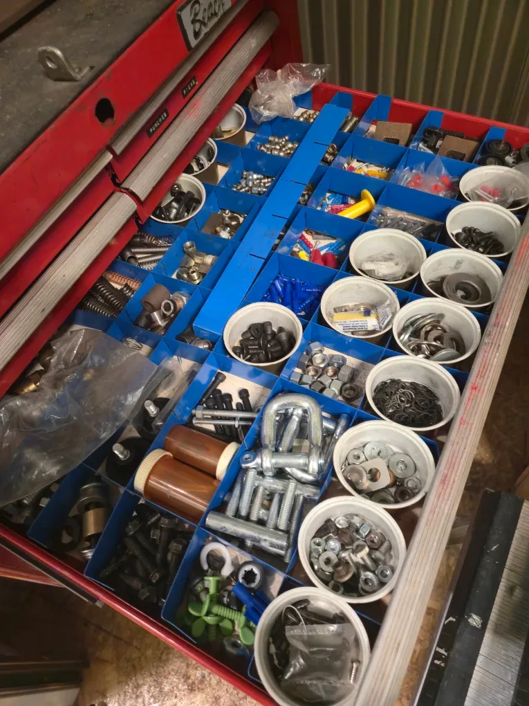 Beach Red Tool Chest with Tools image indicator(9)