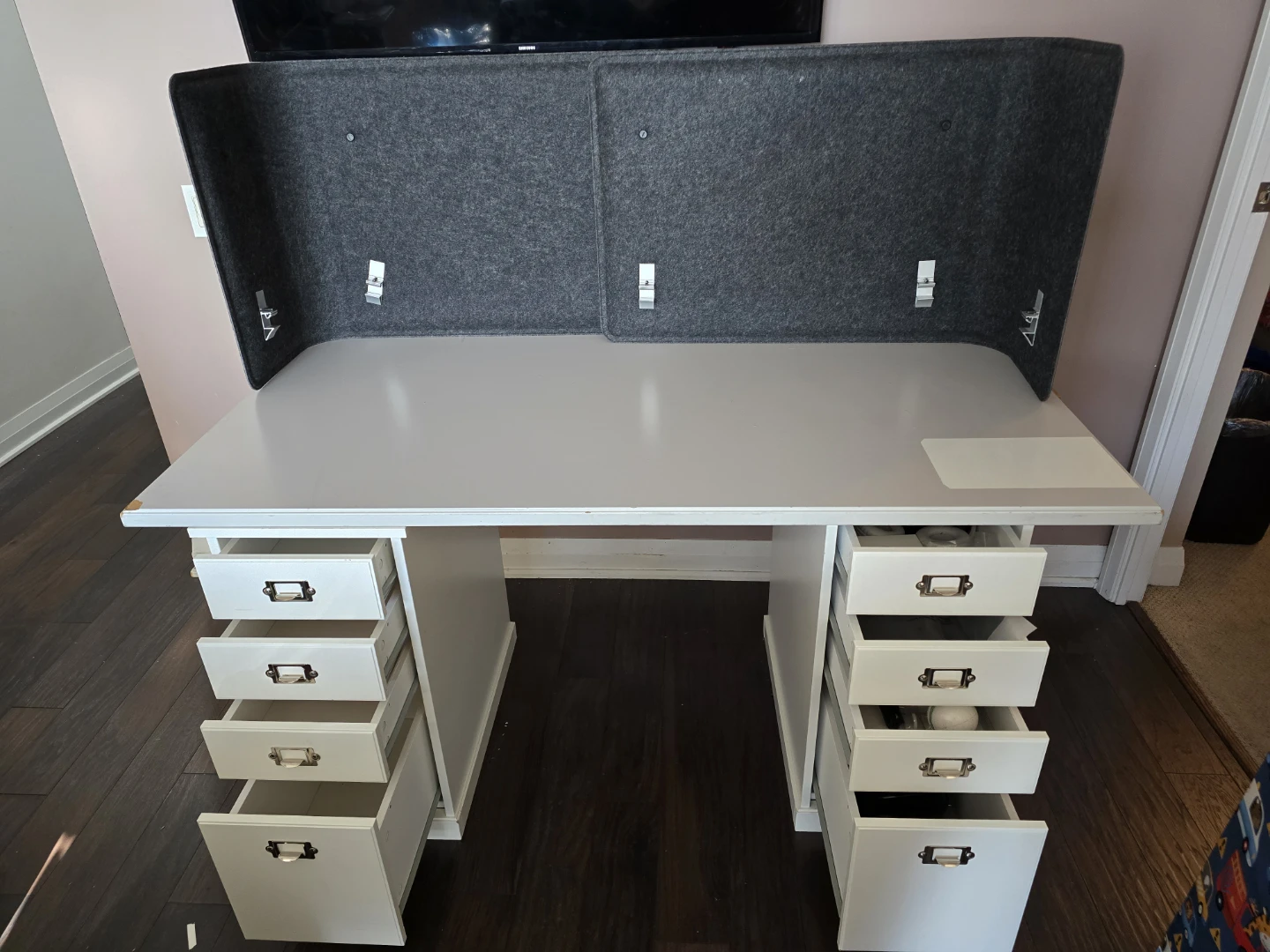 White Desk with Drawers - photo 3