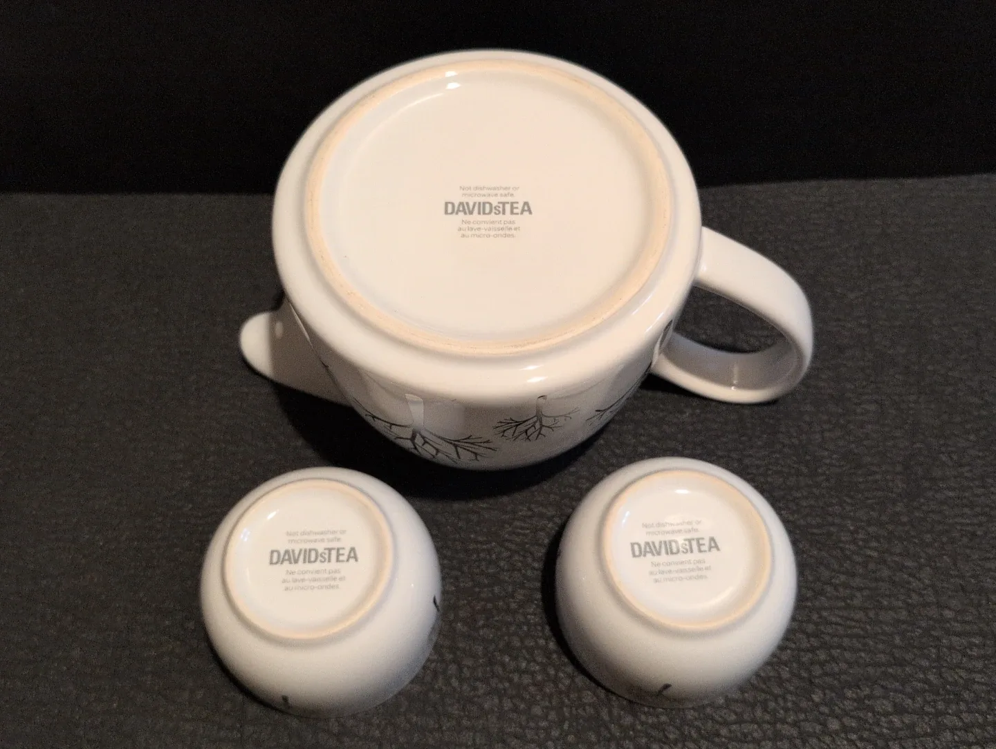 DAVIDsTEA Tea Set - Teapot & 2 Cups image indicator(3)