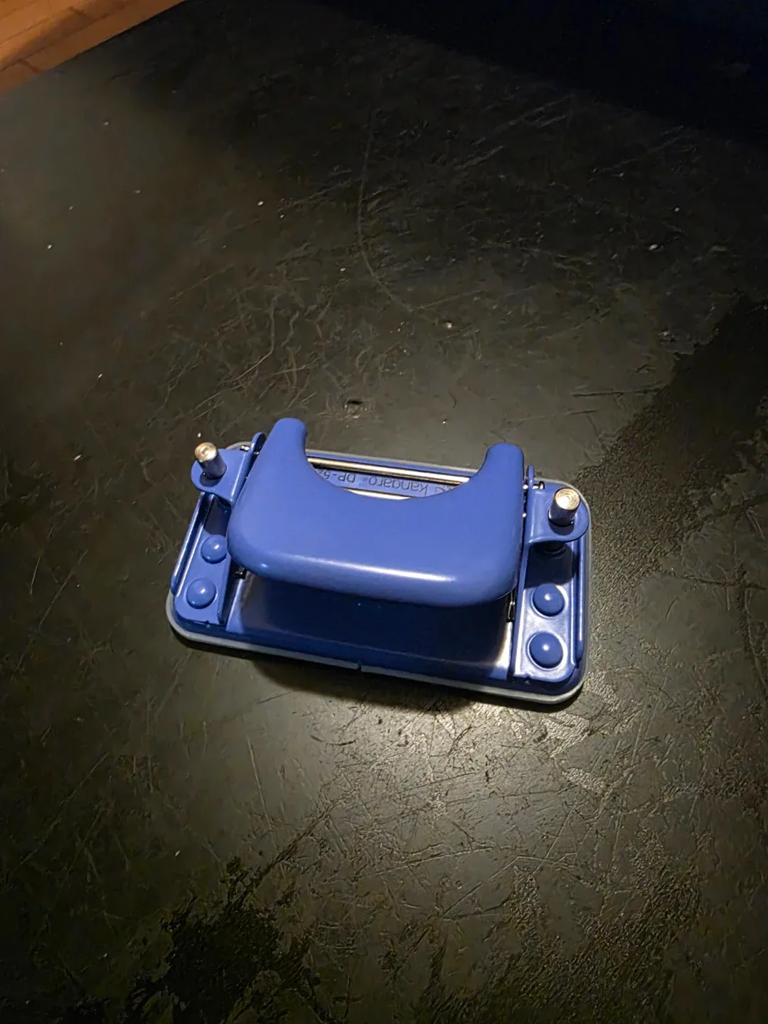 Kangaro DP-52 Hole Punch - Blue