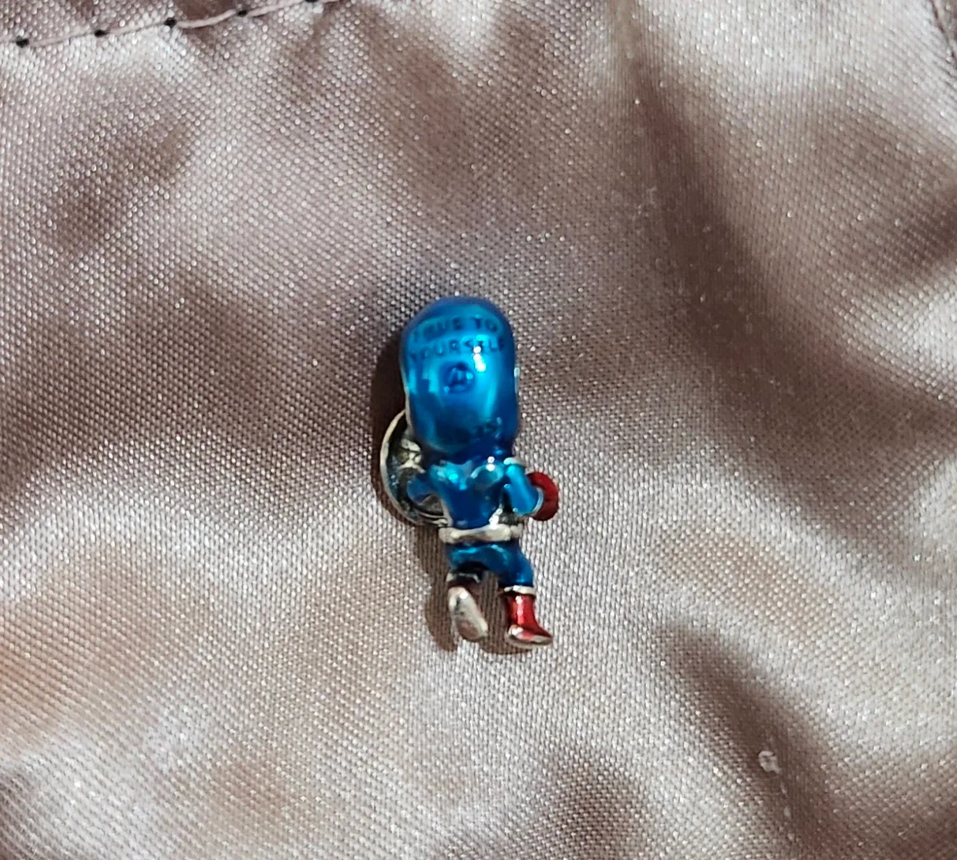 Captain America Charm image indicator(2)