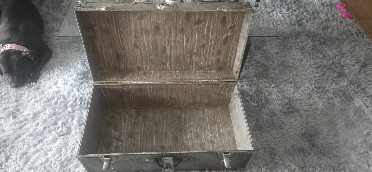 Antique Metal Steamer Trunk - photo 3