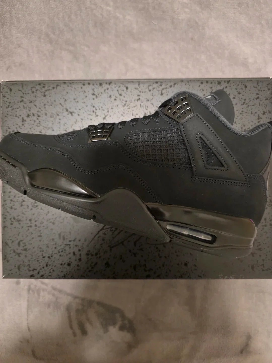 Jordan 4 Black Cat (2025) Size 12 image indicator(3)