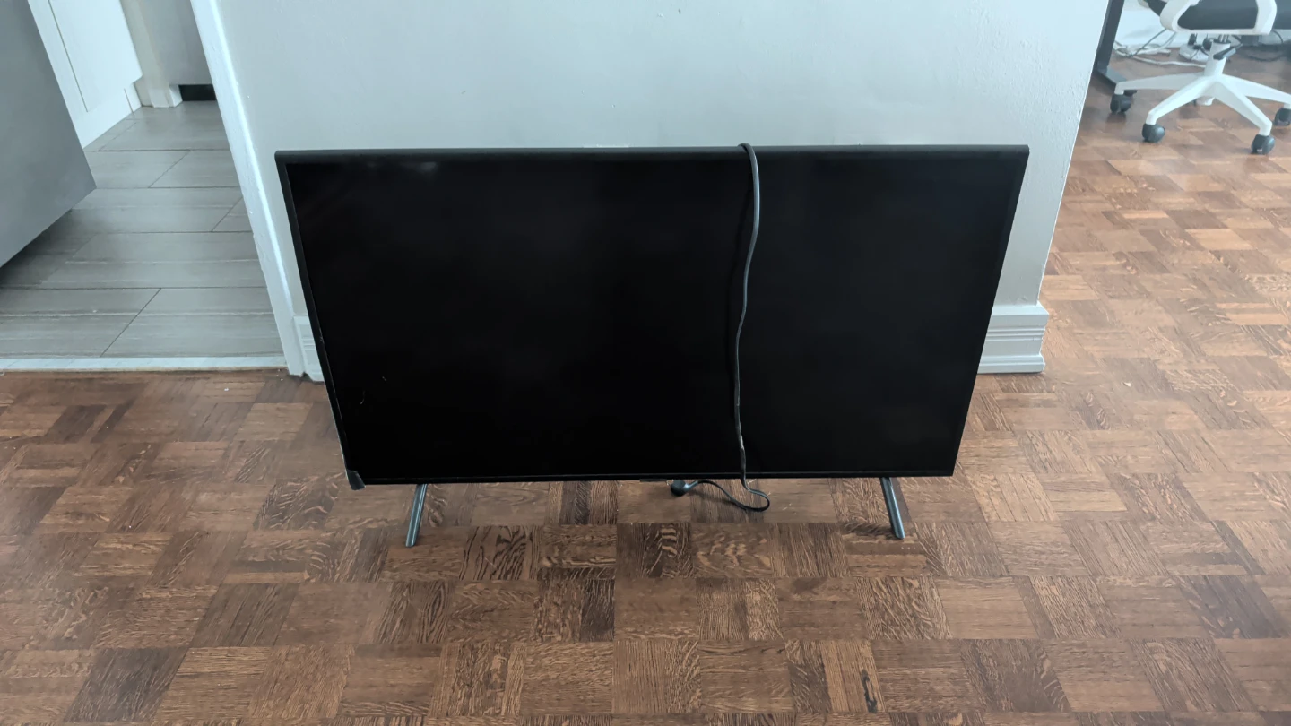 Samsung 43 inch tv - photo 2