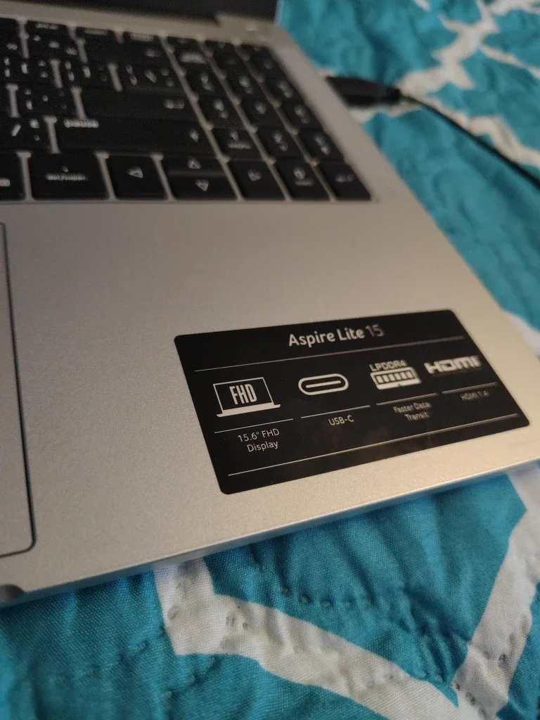 "#cleanout" Acer Aspire Lite 15 Laptop - FHD Display image indicator(2)