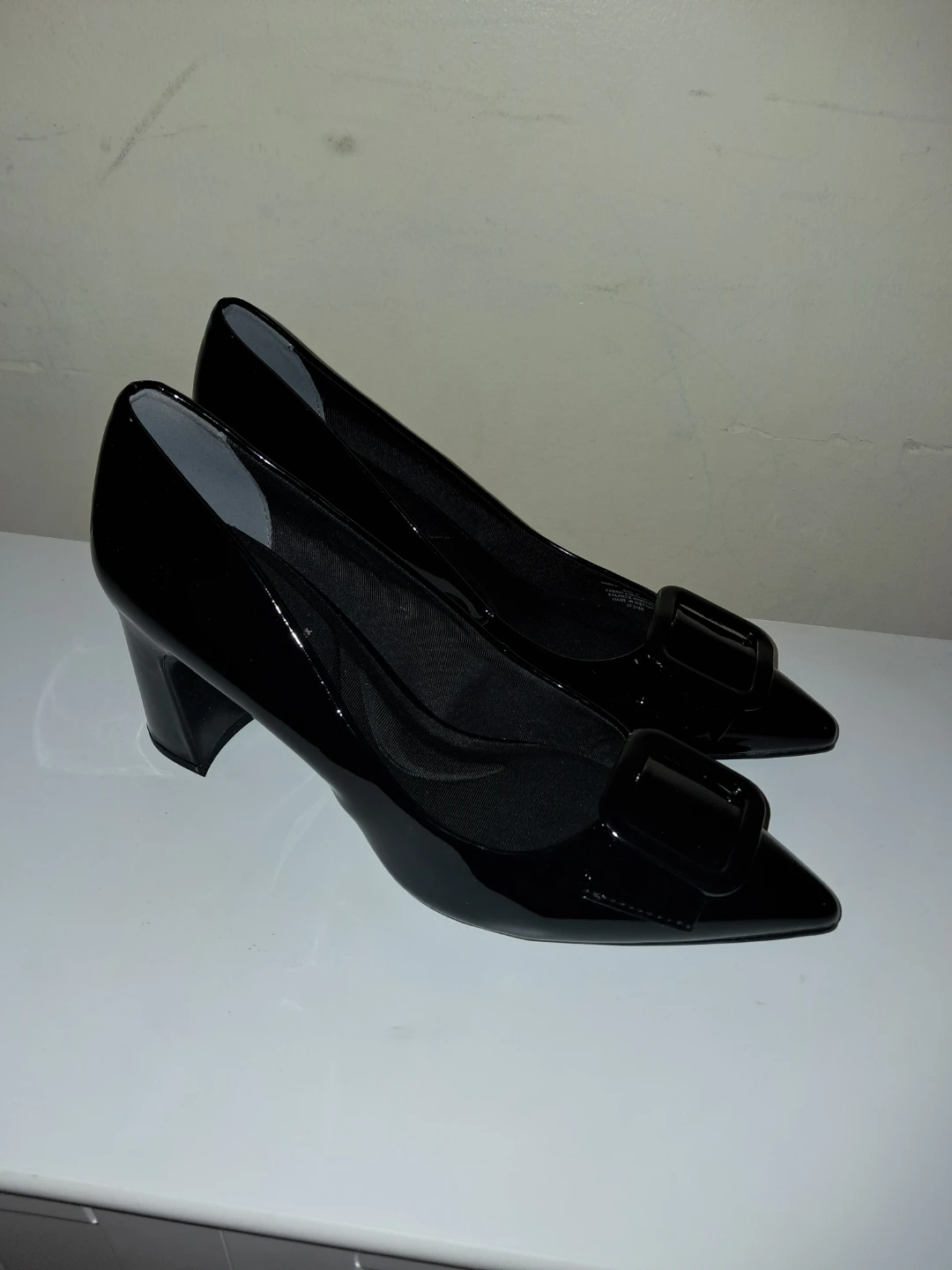 Anne Klein Black Patent Leather Heels - photo 2