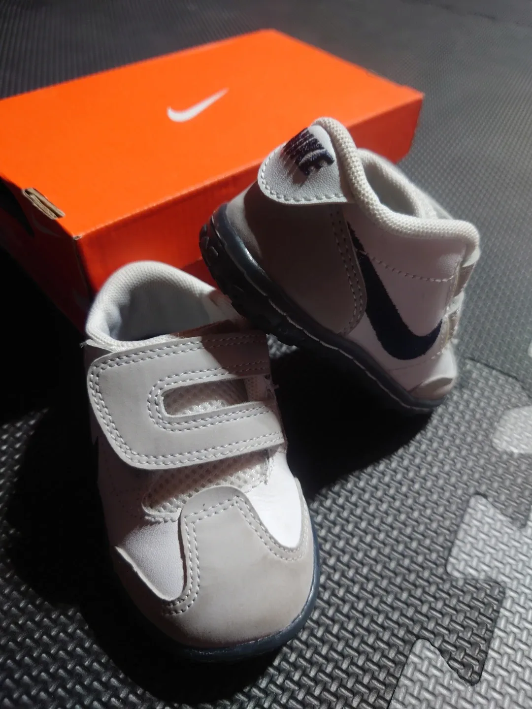 Nike SMS Roadrunner 2 (TDV) Baby Shoes - Size 3.5C image indicator(2)