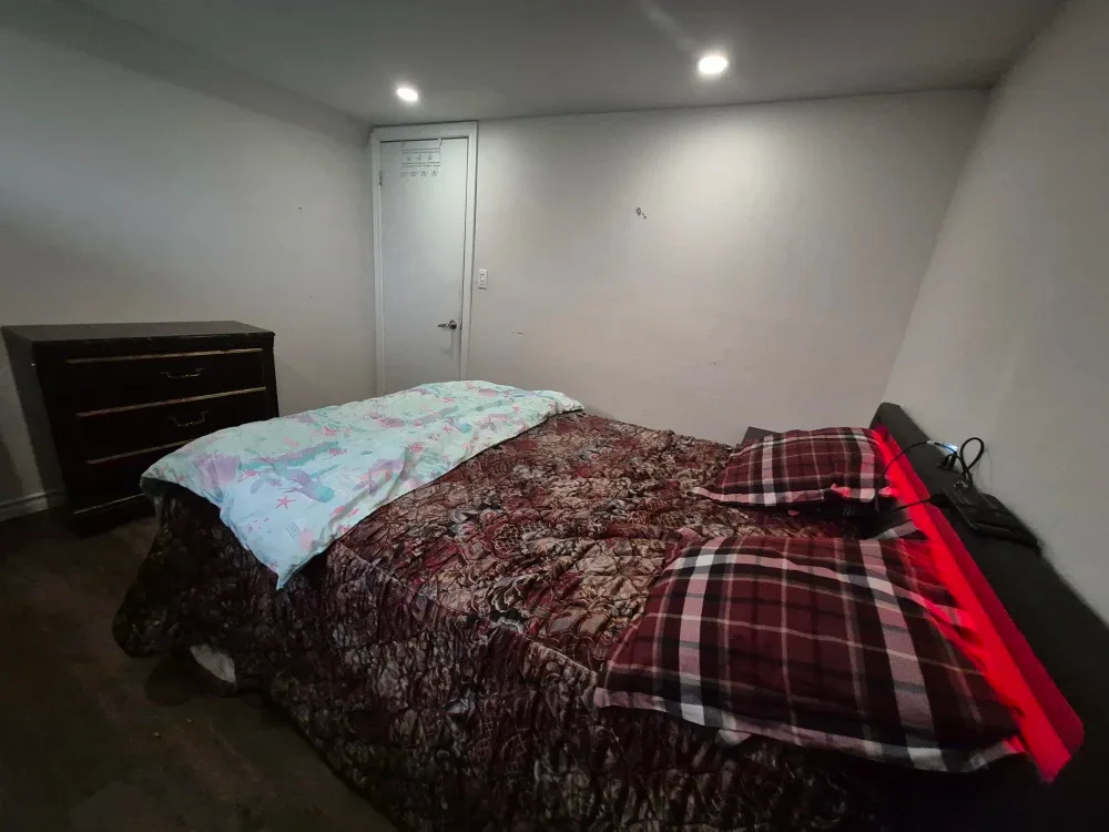 Furnished room for rent