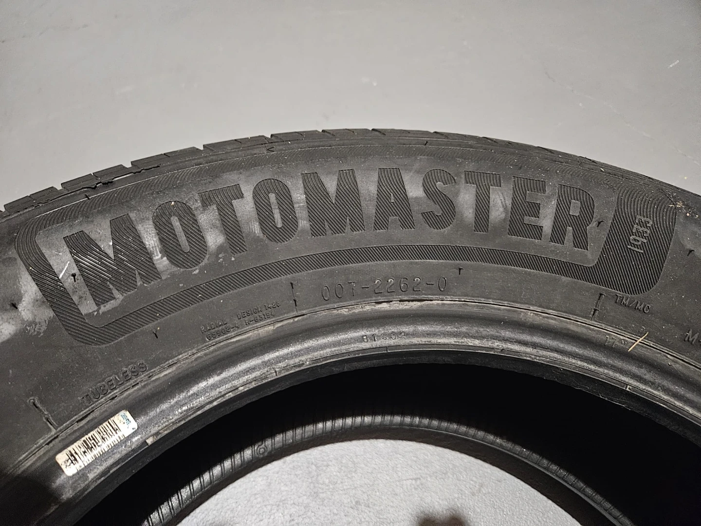 Motomaster 225/65R17 Tire - photo 3