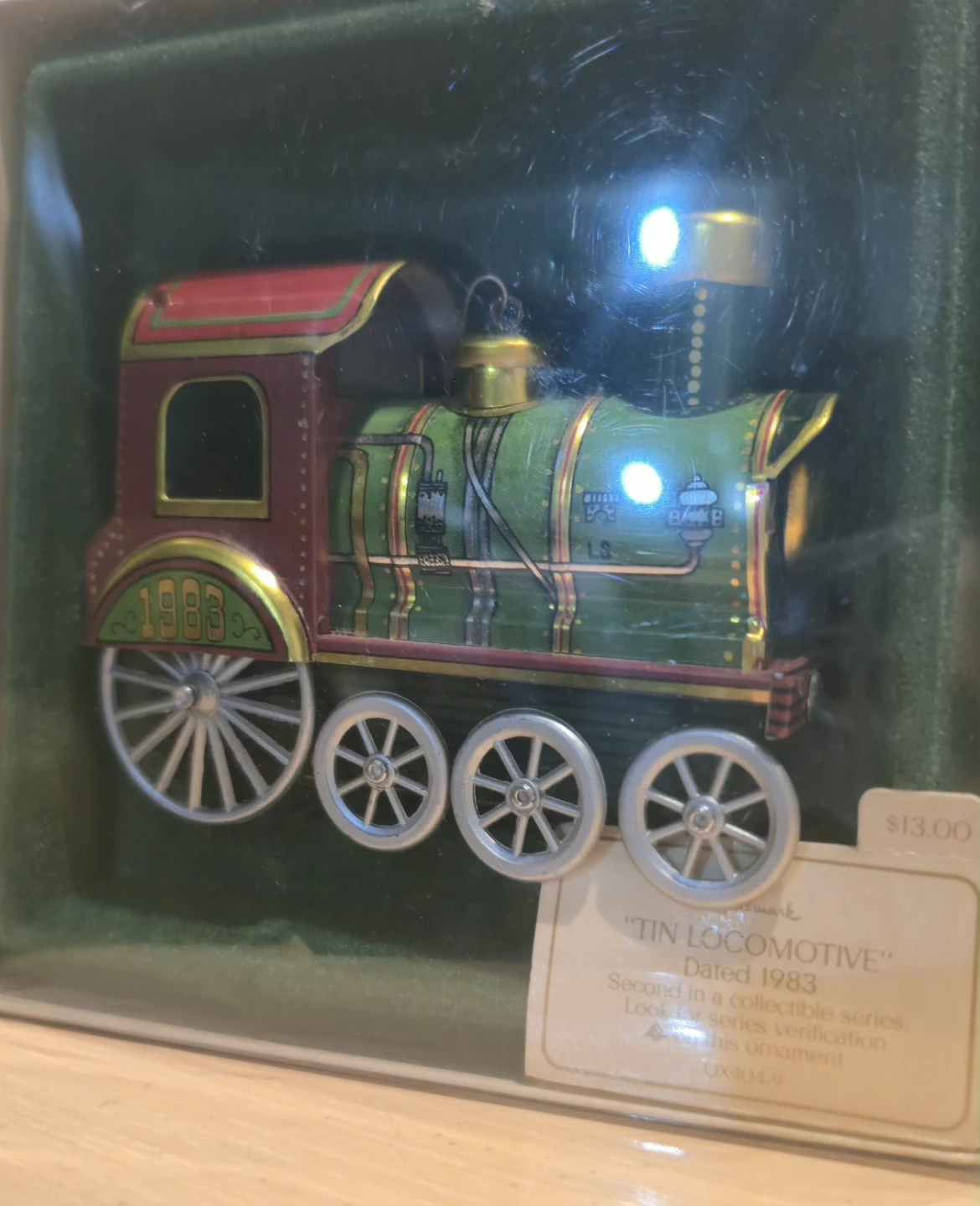 Hallmark-Here Comes Santa's Collection Ornaments - photo 5