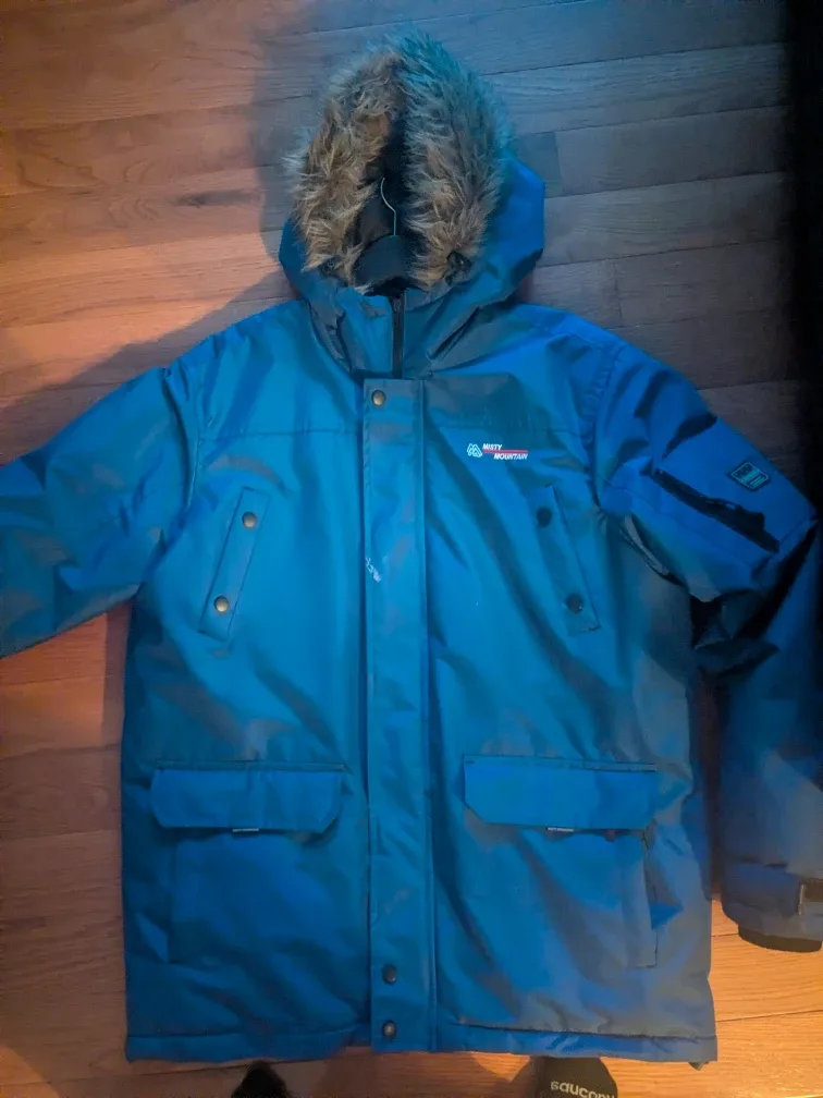 Misty Mountain Winter Jacket - Size L
