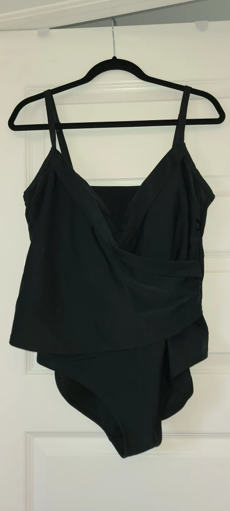Simon Chang Black Swimsuit - Sz. 14