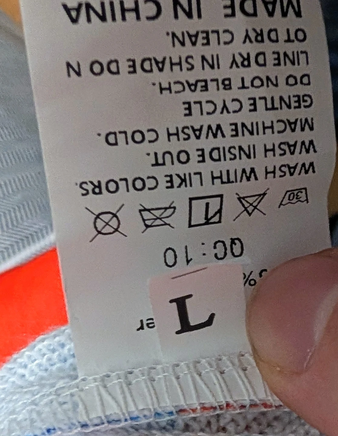 Brand New Merry Christmas Sweater - Men's Size Large - photo 3