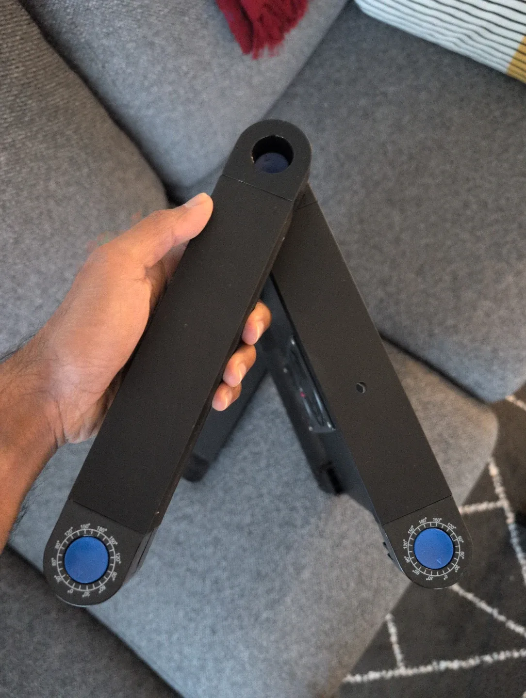 Adjustable Laptop Desk with Cooling Fans image indicator(2)