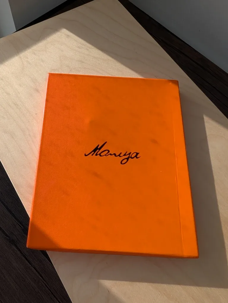 Mariya Hand Mirror & Comb Set image indicator(3)