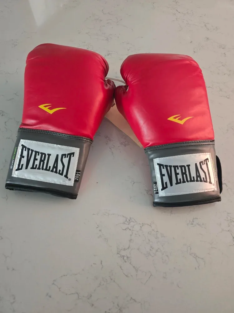 Everlasting 14 Oz boxing gloves image indicator(2)