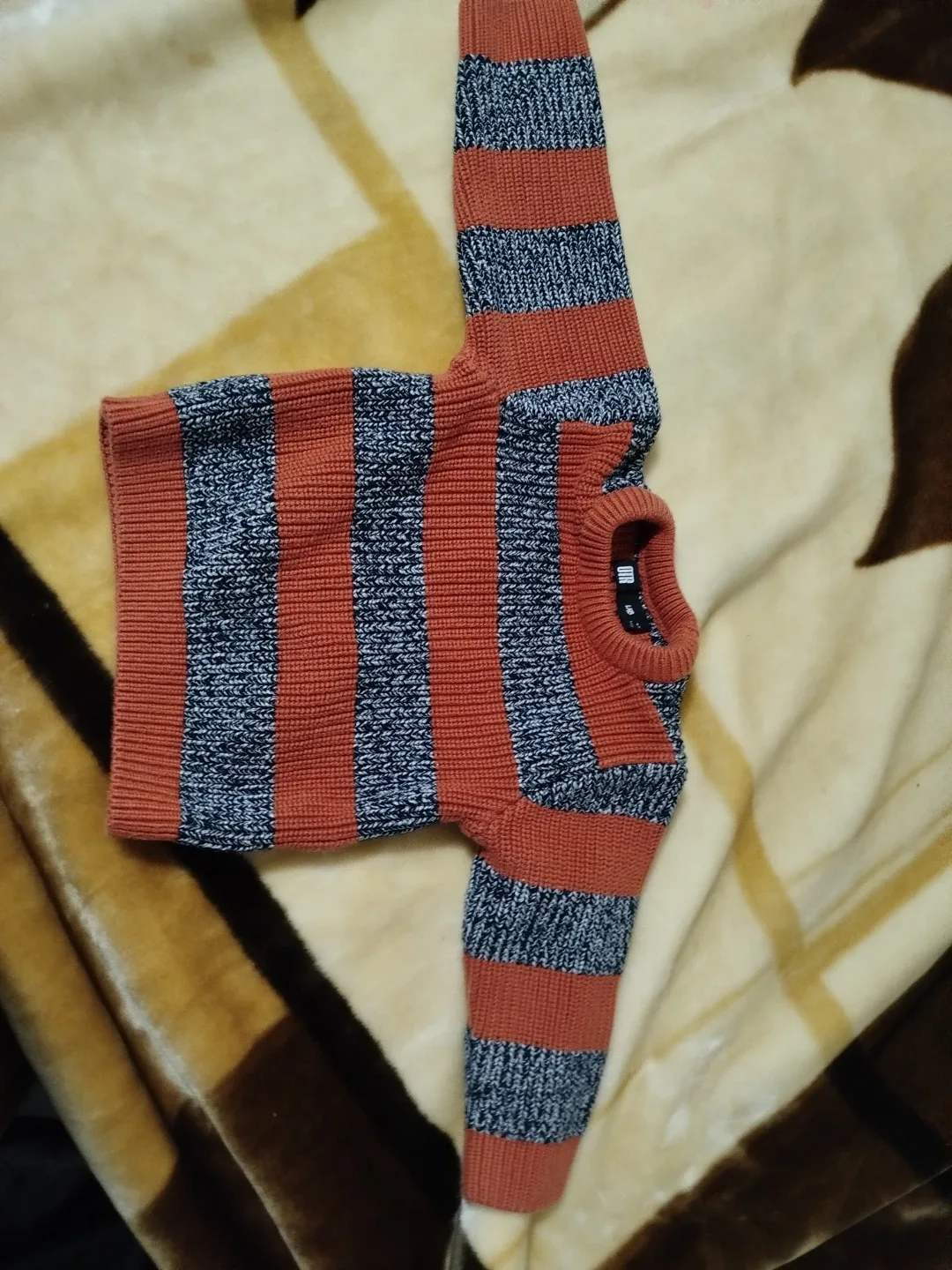 LimoLand Striped Sweater