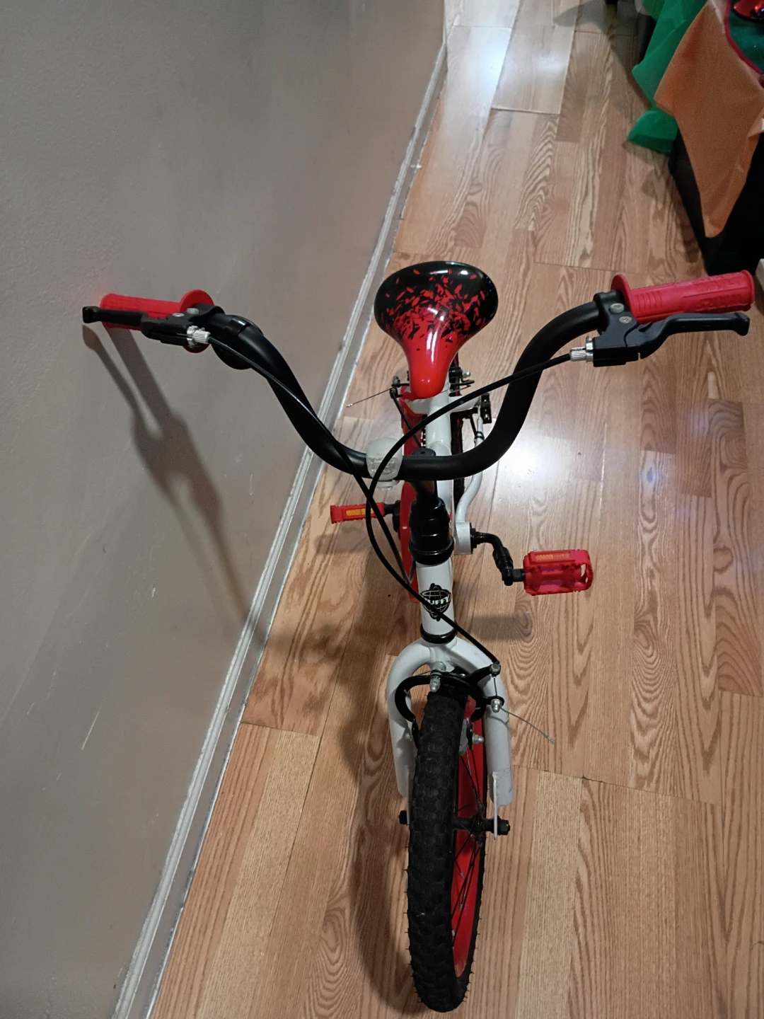 Kids Bike - Red and White - photo 5